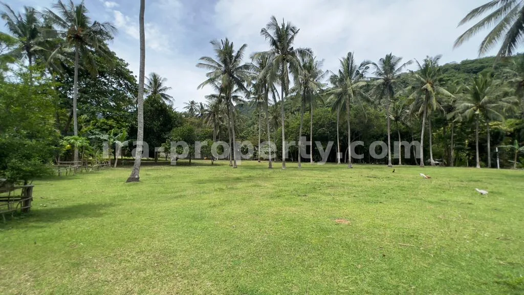 Tanah Strategis Harga Terjangkau di Pusat Senggigi - 328 - 1
