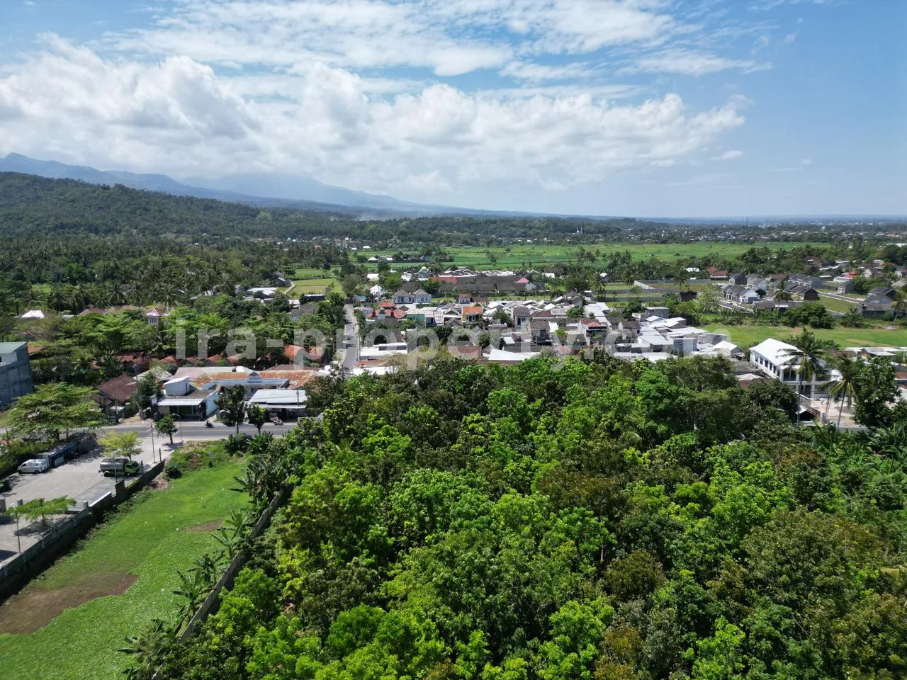 Tanah Tepi Pantai di Montong Dekat Hotel Jayakarta - 359 - 3