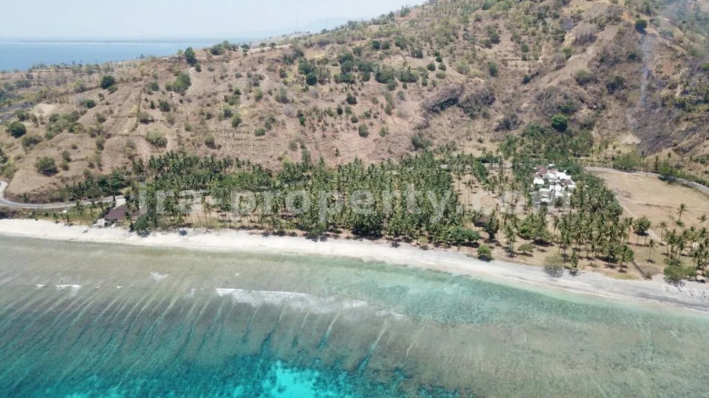 Tanah Tepi Pantai di Pandanan Dekat Senggigi - 338 - 2