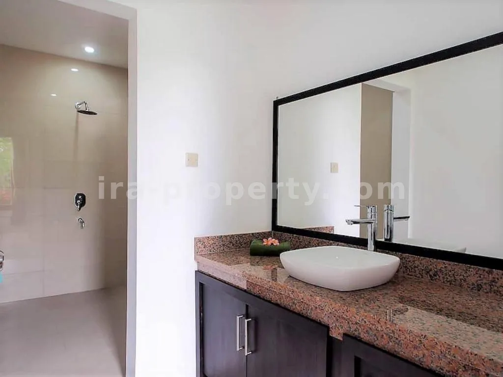 Villa Menawan di Batu Layar Dekat Senggigi - 221 - 3
