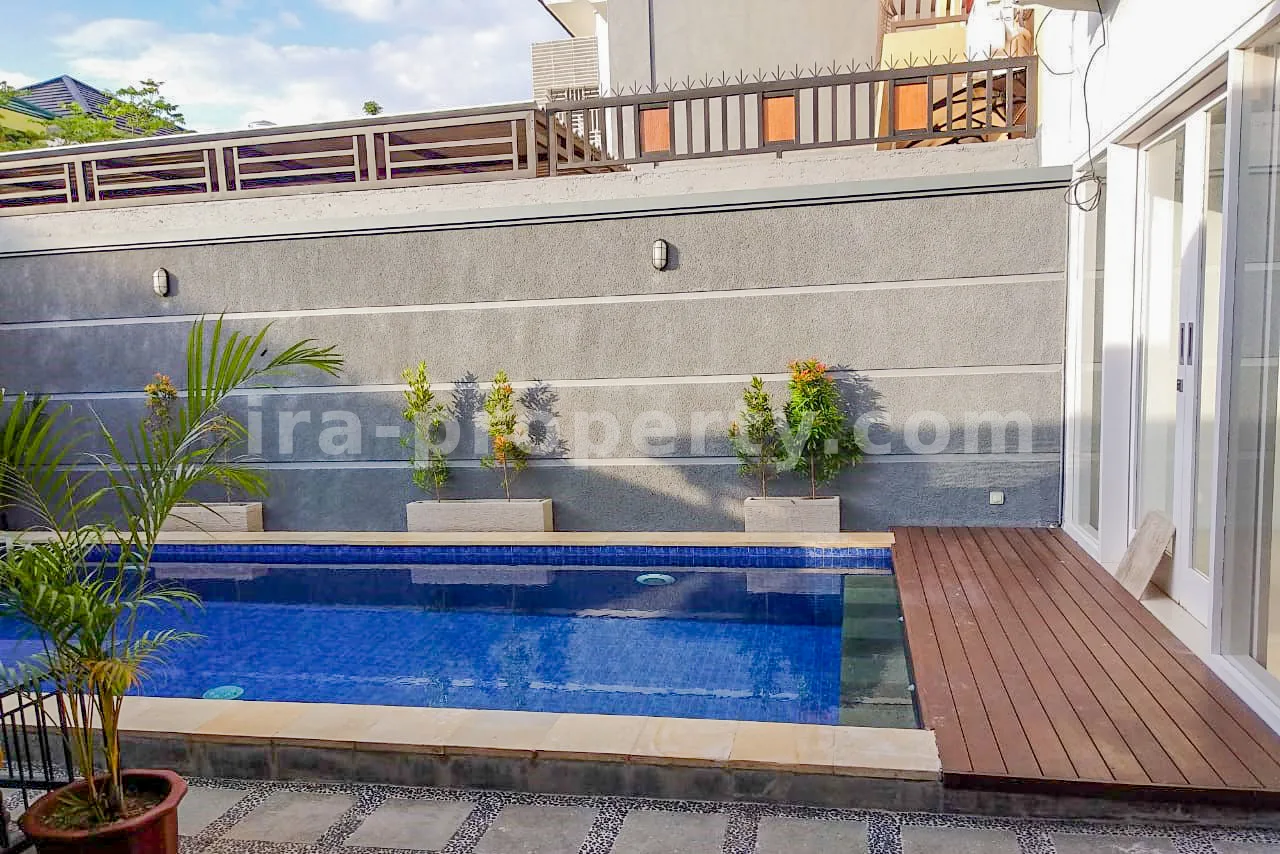 Villa Menawan di Kompleks Senggigi One - 411 - 4