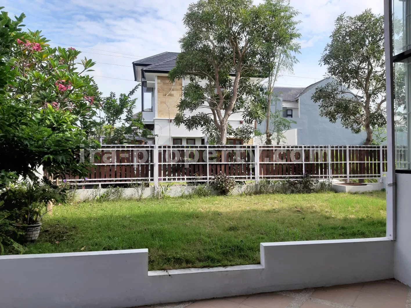 Elegant Home in Elite Graha Majapahit Complex - 529 - 17