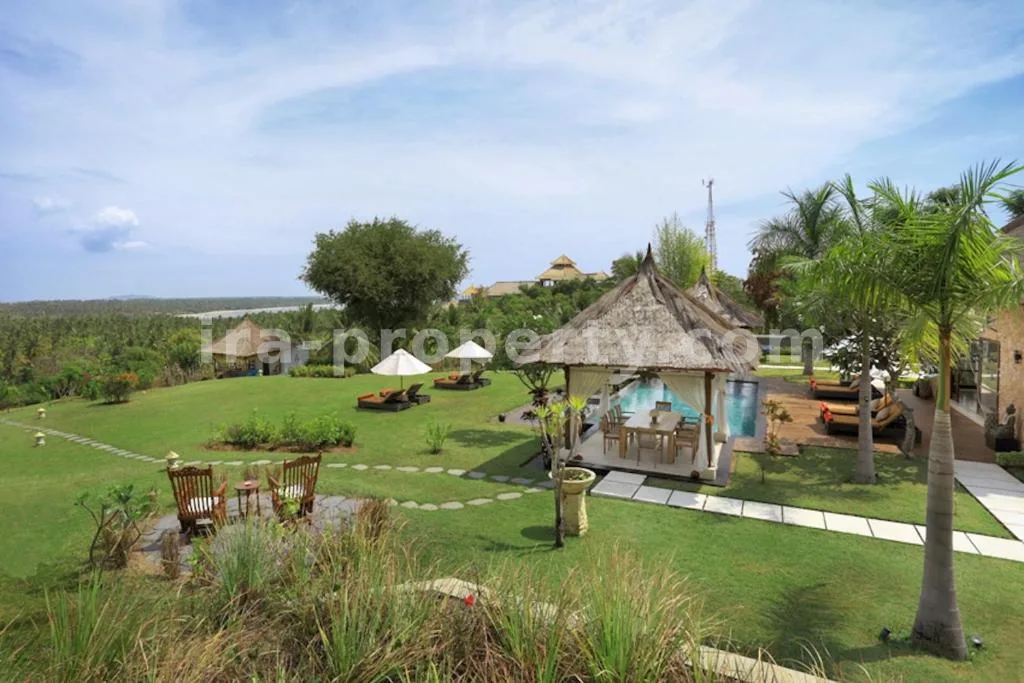 Tanah Resor Eksklusif di Medana Dekat Hotel Oberoi Lombok - 396 - 3