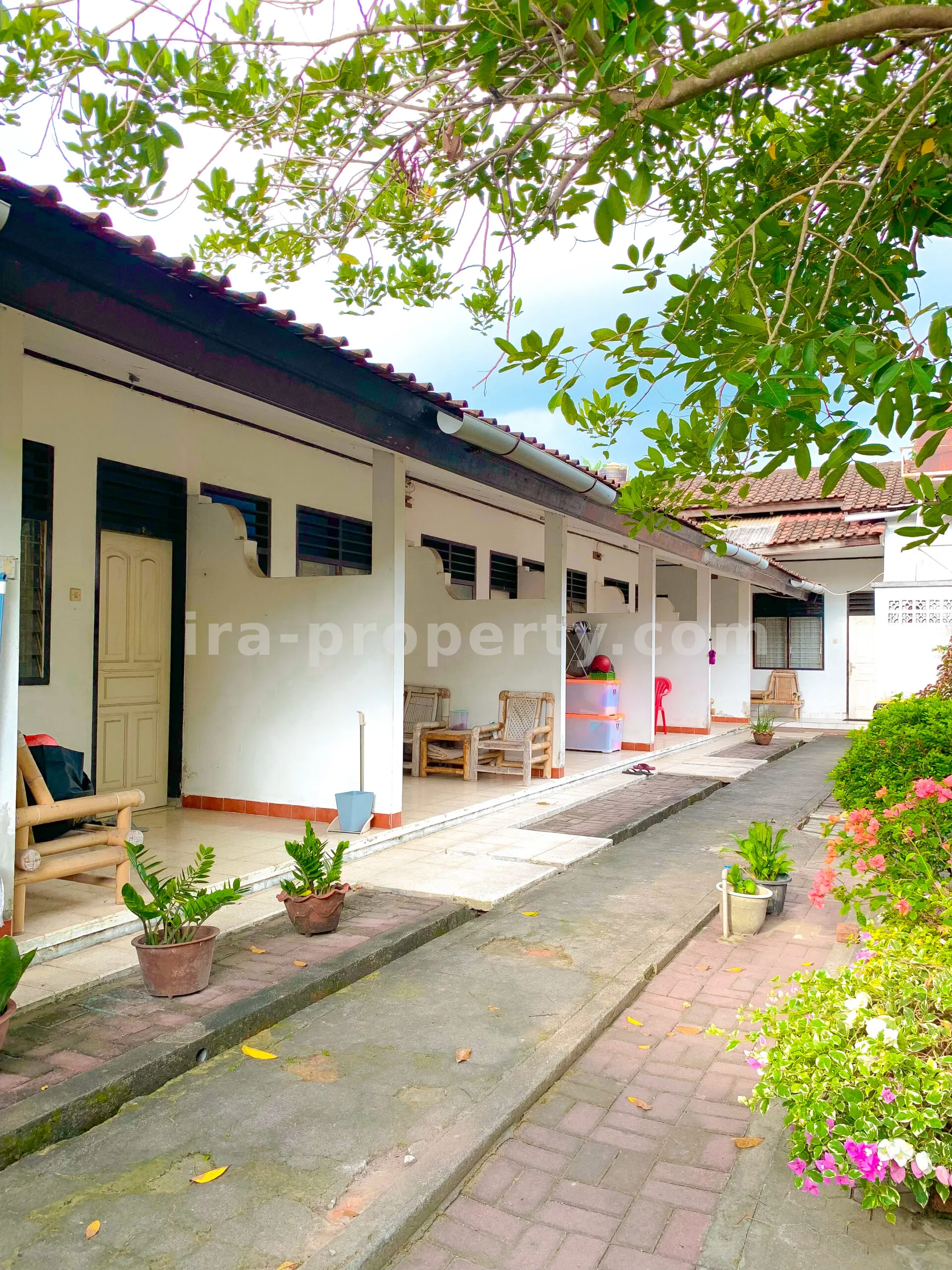 House with Boarding House on Jl. Pendidikan, Mataram - 603 - 21