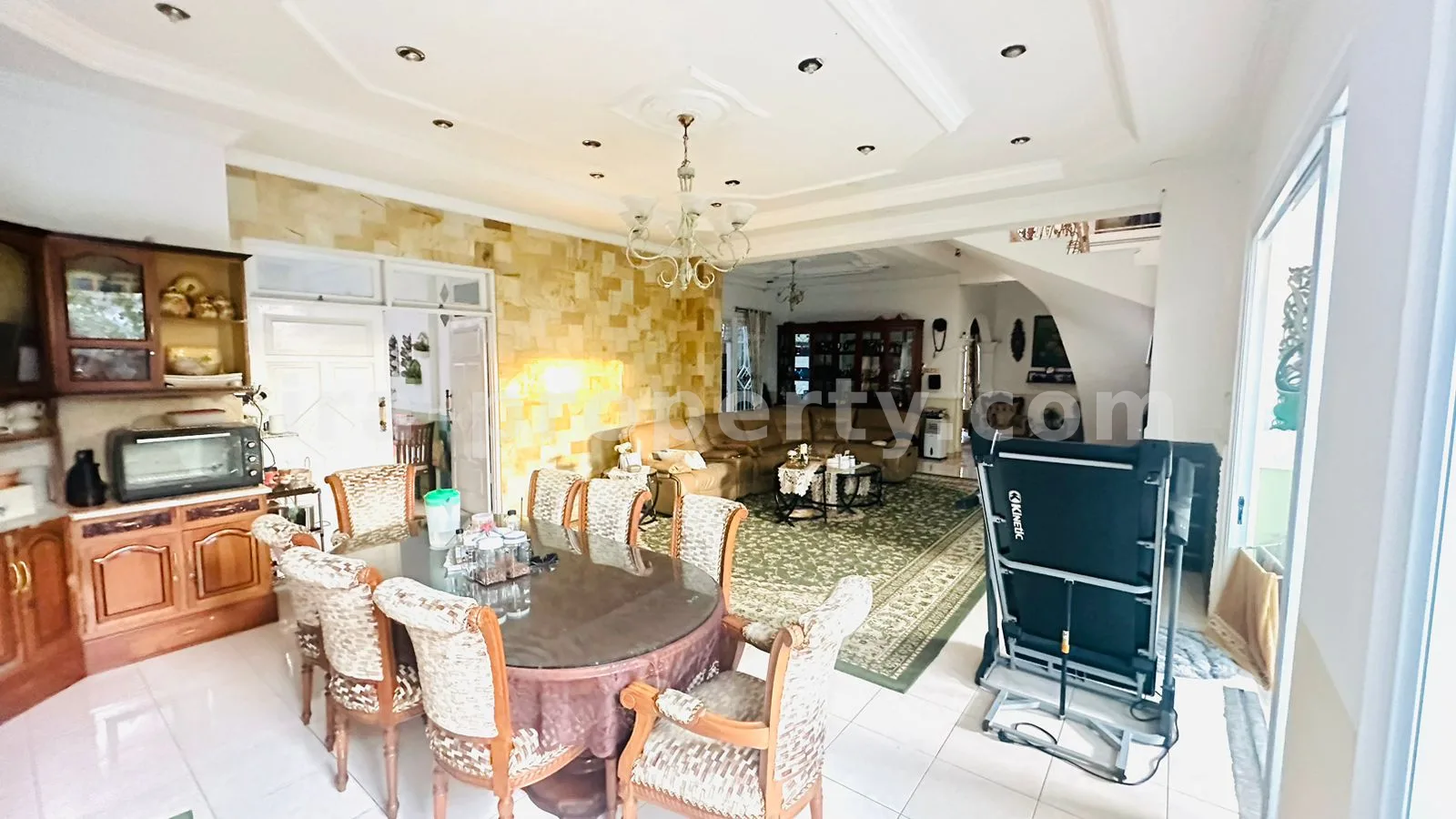 Rumah Mewah di Jalan Utama Mataram - 617 - 11