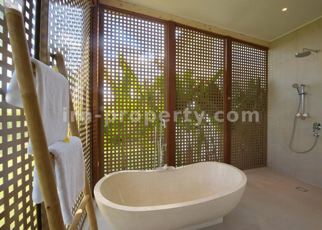 Luxurious Seaside Villa in Selong Selo Complex – Breathtaking Ocean Views - 409 - 3