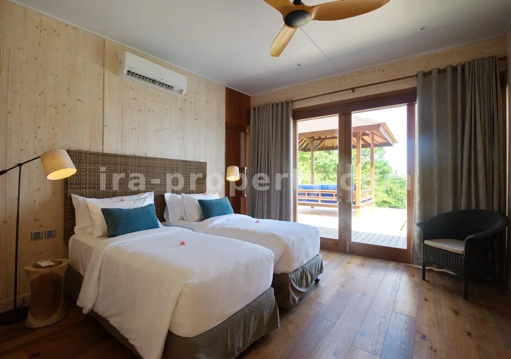 Luxurious Seaside Villa in Selong Selo Complex – Breathtaking Ocean Views - 409 - 4
