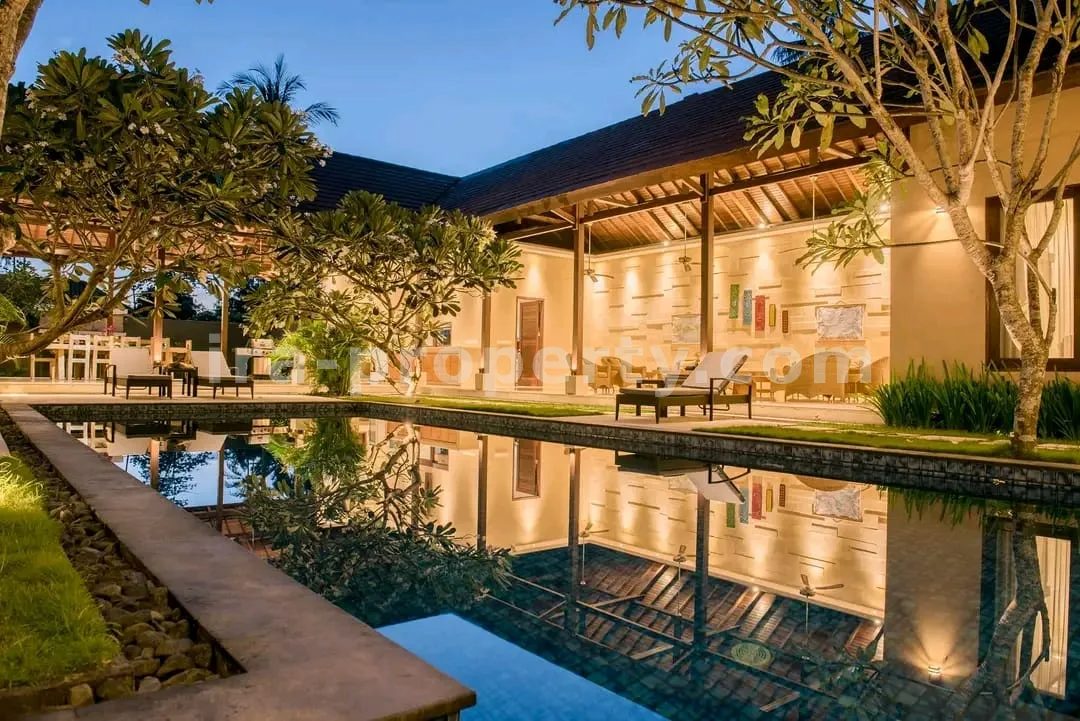 Vila Mewah di Batu Layar Dekat Senggigi - 411-2 - 2