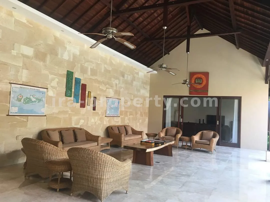 Vila Mewah di Batu Layar Dekat Senggigi - 411-2 - 5