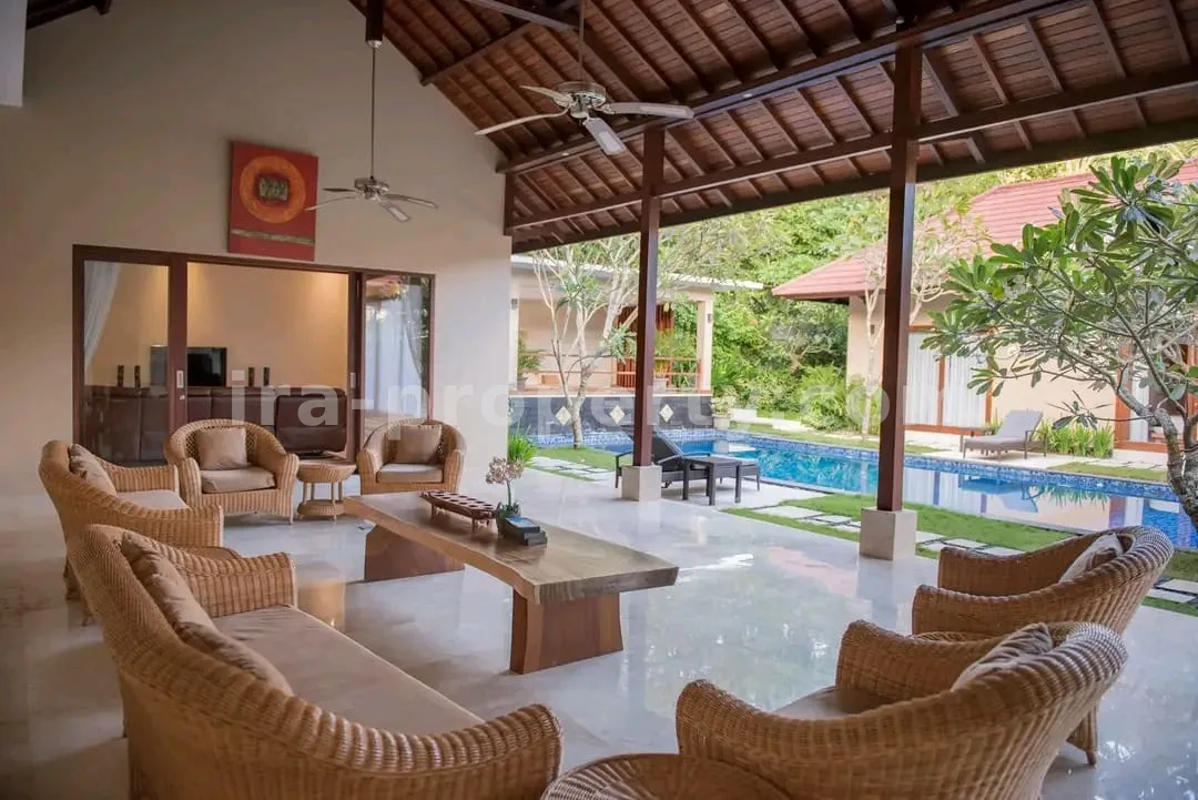 Vila Mewah di Batu Layar Dekat Senggigi - 411-2 - 7