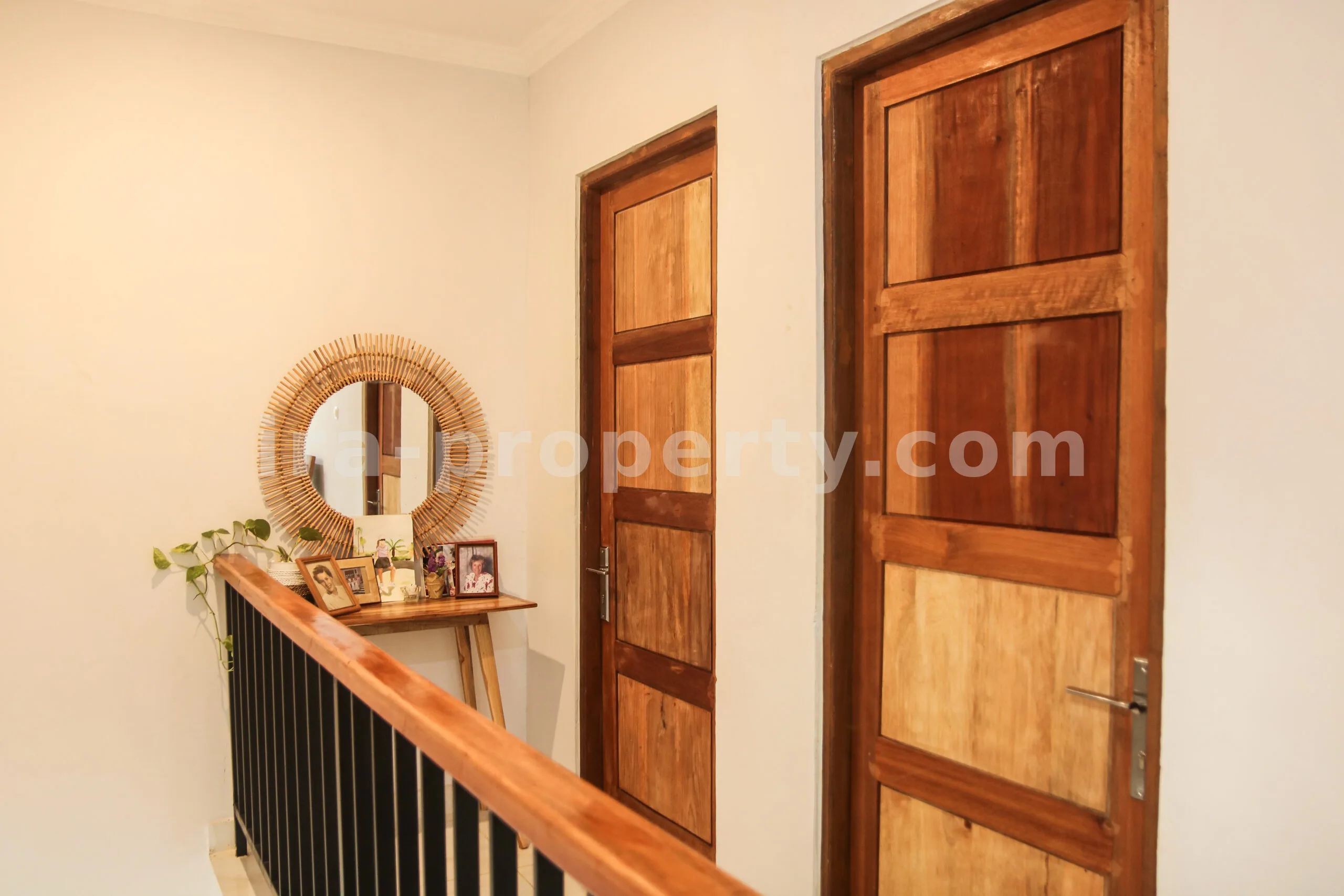 Luxurious Villa in Central Kuta Mandalika - 320 - 24