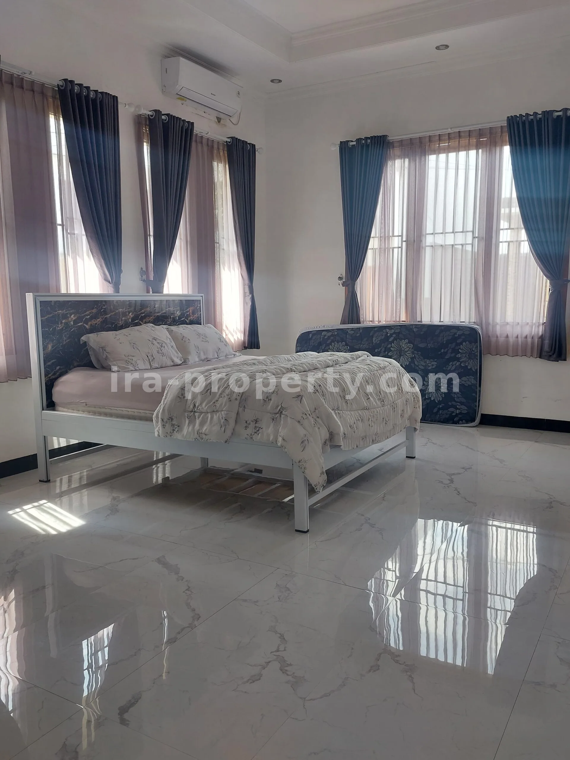 Luxury Home in Elite Pagutan Mataram Complex - 564 - 12