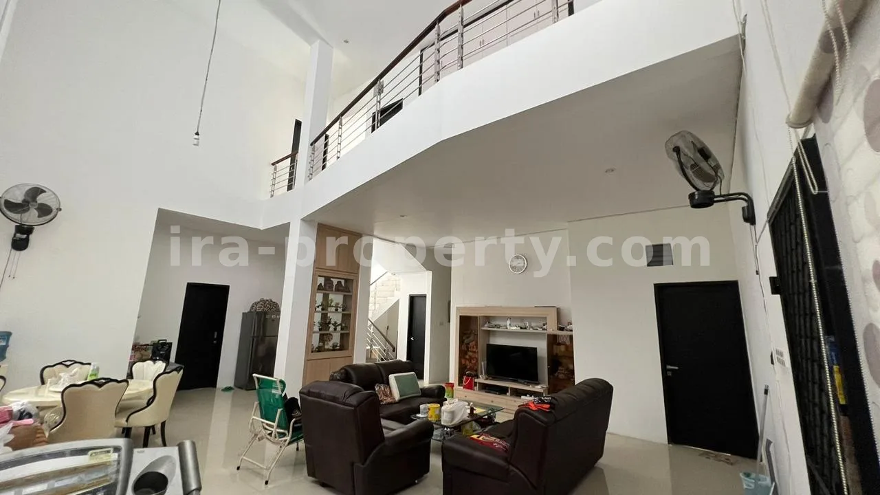 Rumah Mewah di Graha Permata Kota Selagalas - 614 - 2