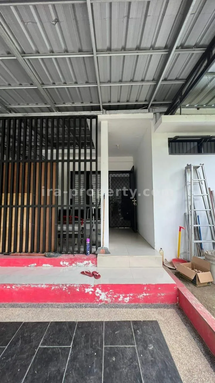Rumah Mewah di Graha Permata Kota Selagalas - 614 - 8