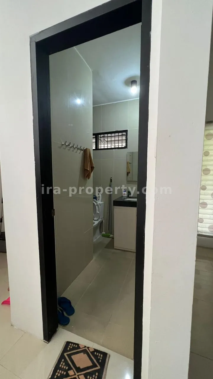Rumah Mewah di Graha Permata Kota Selagalas - 614 - 9