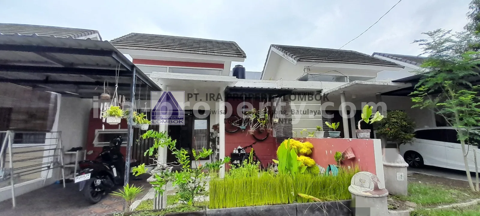 Minimalist House in Lingkar Harmoni - 551-2 - 1