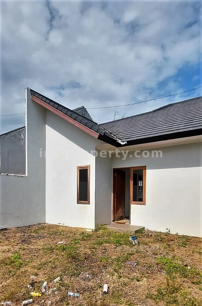 Rumah Modern di Perumahan Elit Graha Majapahit Mataram - 406 - 13