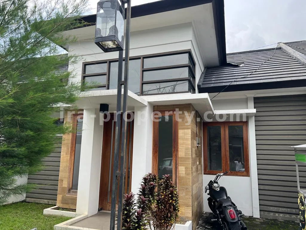 Rumah Modern di Perumahan Elit Graha Majapahit Mataram - 406 - 3