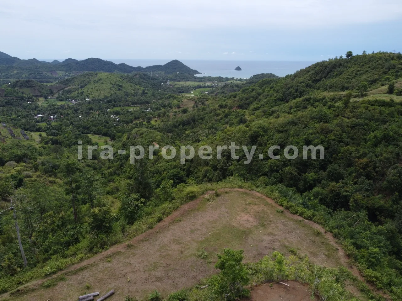 Tanah Pemandangan Laut Dijual di Selong Belanak - 438 - 4