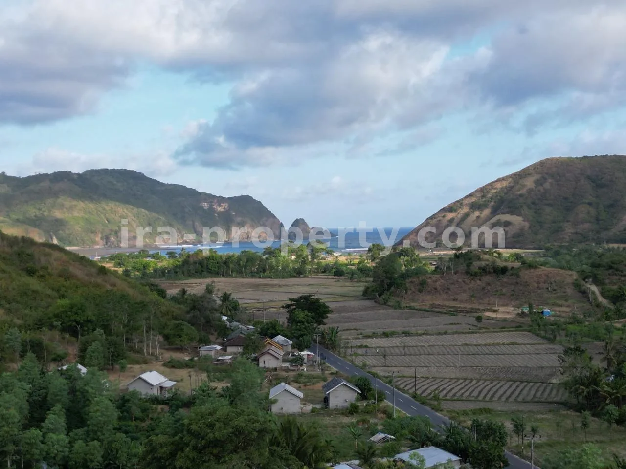 Ocean View Land in Prabu Areguling - 446 - 4