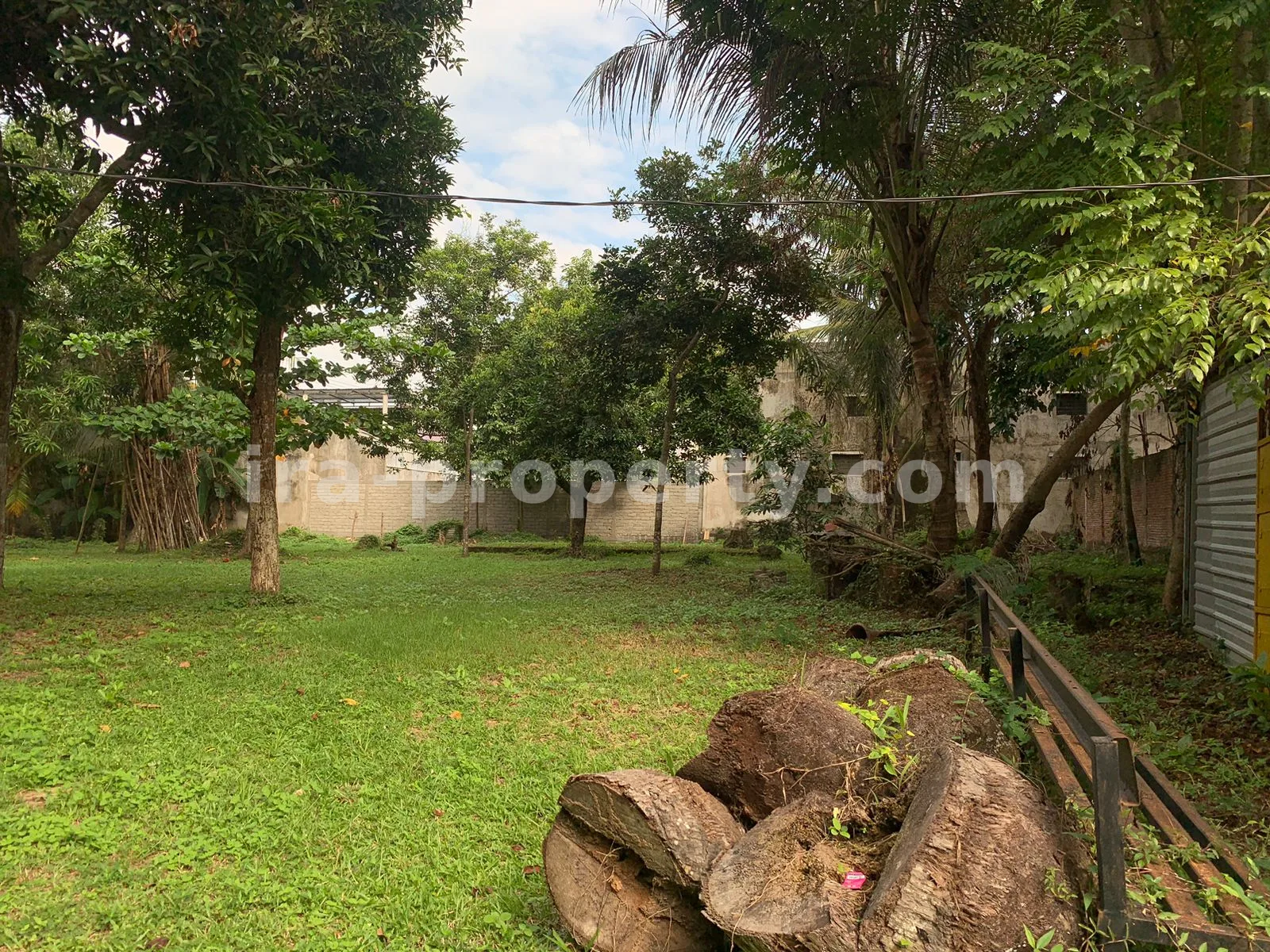 Tanah Strategis Dekat Coconut Boutique Resort, Meninting - 277 - 1
