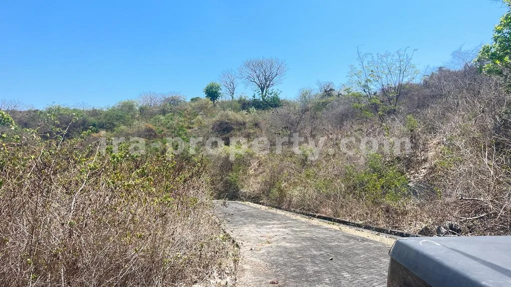 Prime Seaside Land for Sale Near Kuta Mandalika Circuit, Lombok - 372 - 3