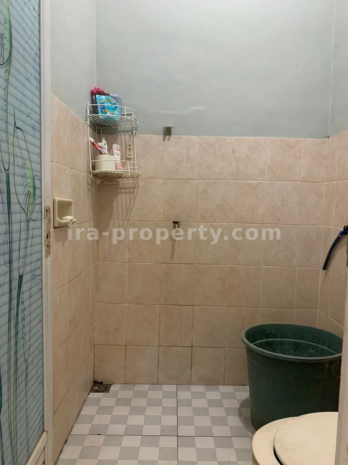 Spacious Family Home in Adisucipto Complex - 574 - 12