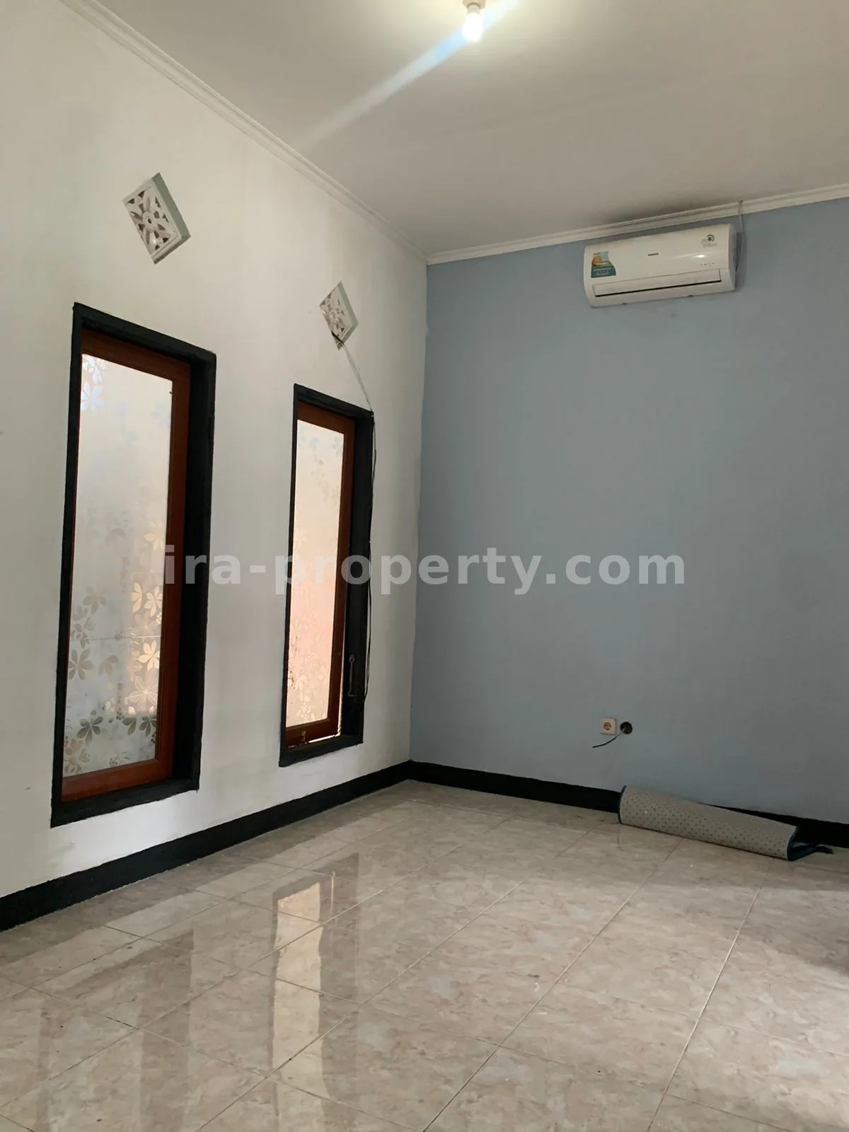 Spacious Family Home in Adisucipto Complex - 574 - 7