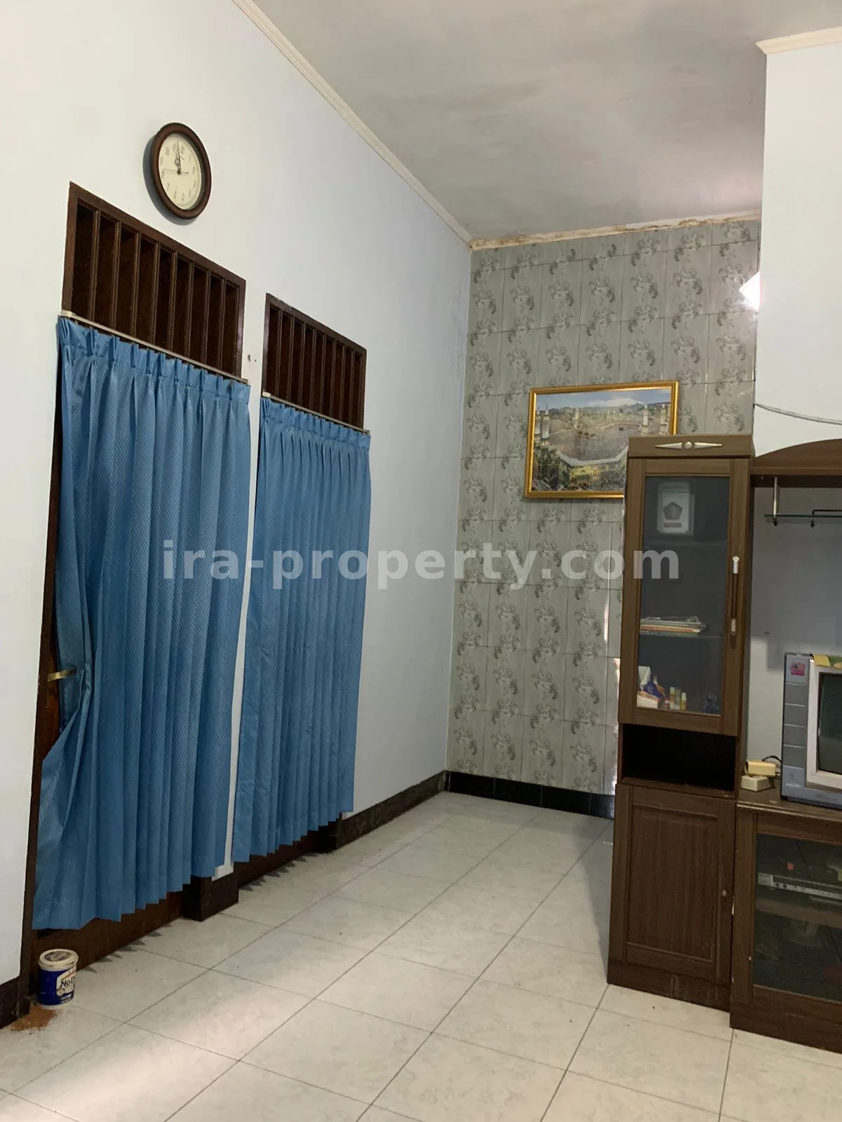 Spacious Family Home in Perumnas Complex - 575 - 15