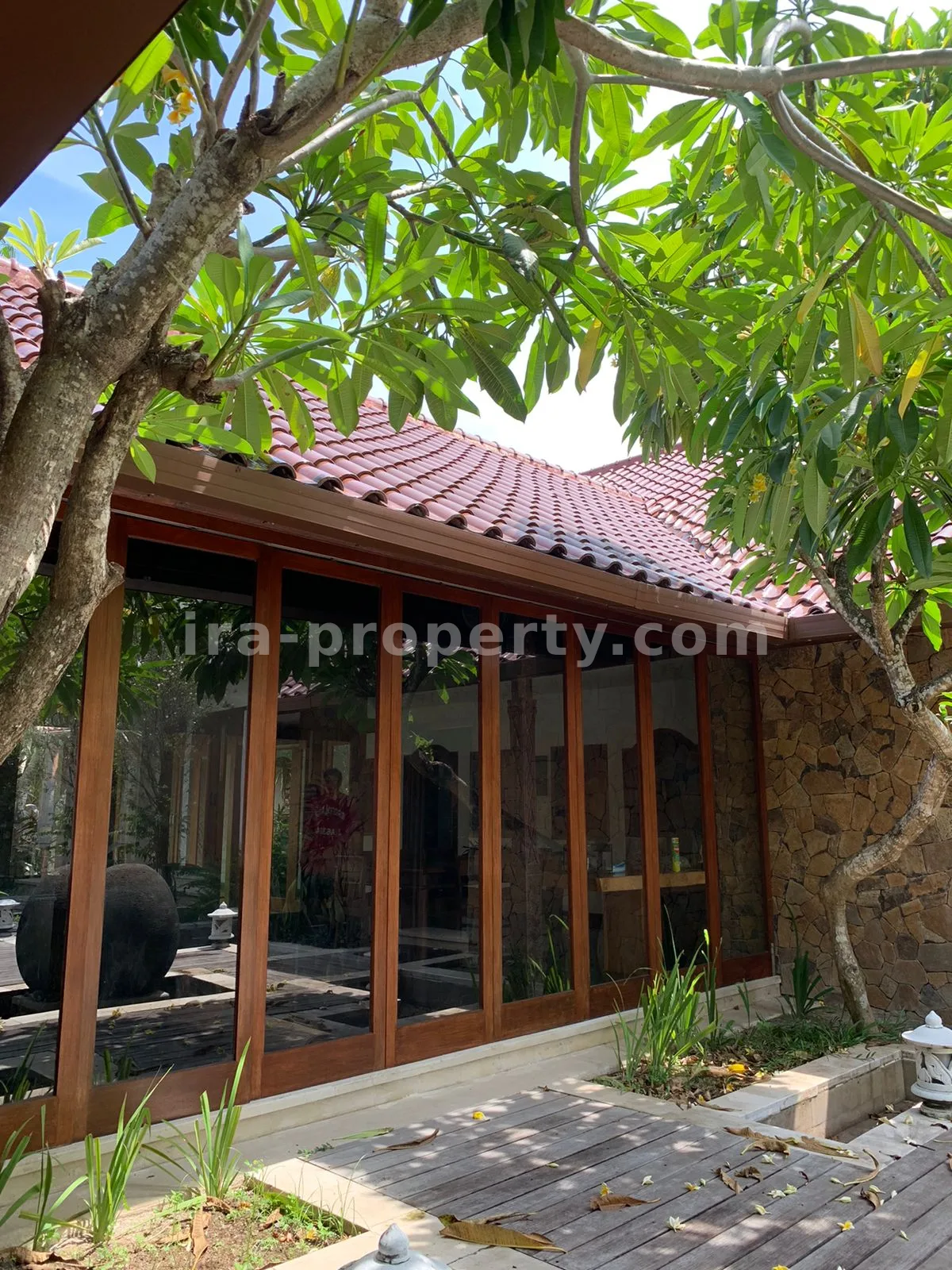 Villa Luas Dijual di Batu Layar Dekat Senggigi, Lombok - 217 - 3