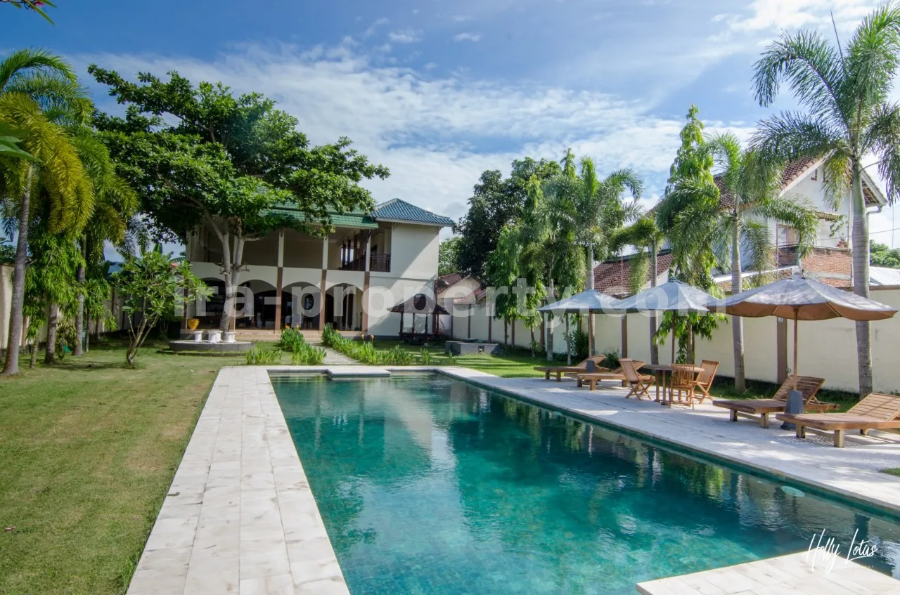 Vila Luas di Jalan Montong Dekat Senggigi, Lombok - X26457 - 6