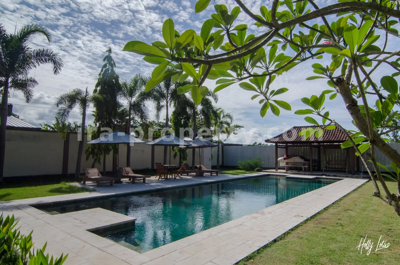 Vila Luas di Jalan Montong Dekat Senggigi, Lombok - X26457 - 7