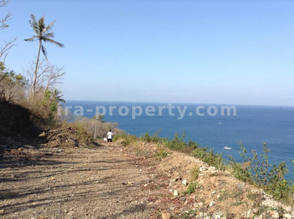 Tanah Eksklusif dengan Pemandangan Laut di Bukit Senggigi - 346 - 1