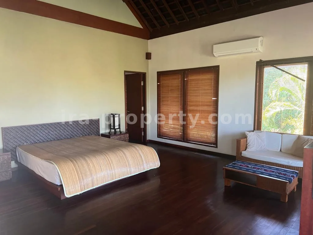 Villa Mewah dengan Pemandangan Laut di The Hill Batu Layar - 423 - 12