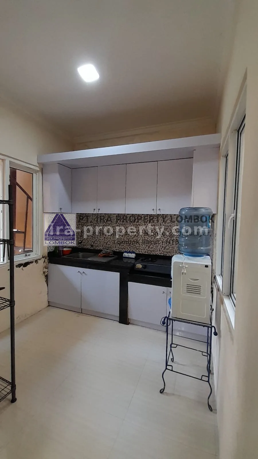 Rumah Gaya Villa di Sukati Boutique Complex, Senggigi - 375 - 4