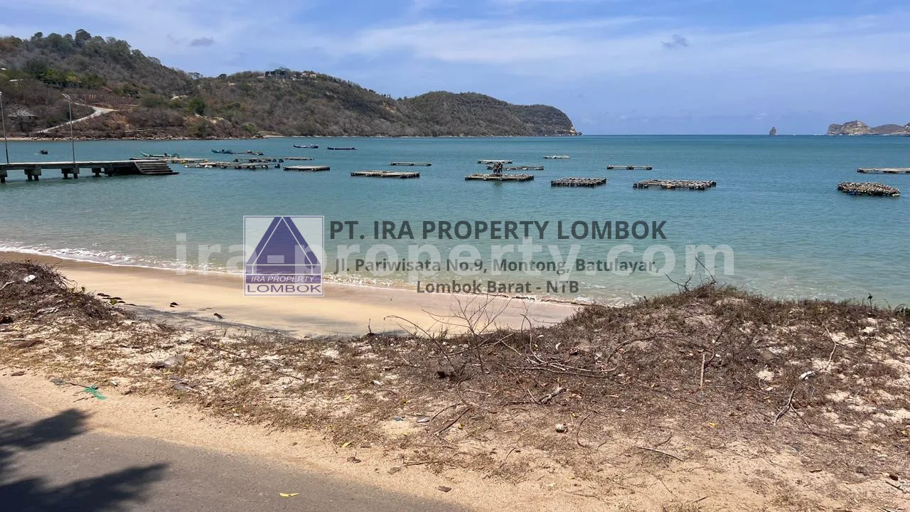 Beachfront Land in Bumbang, near Kuta Mandalika - 473 - 1