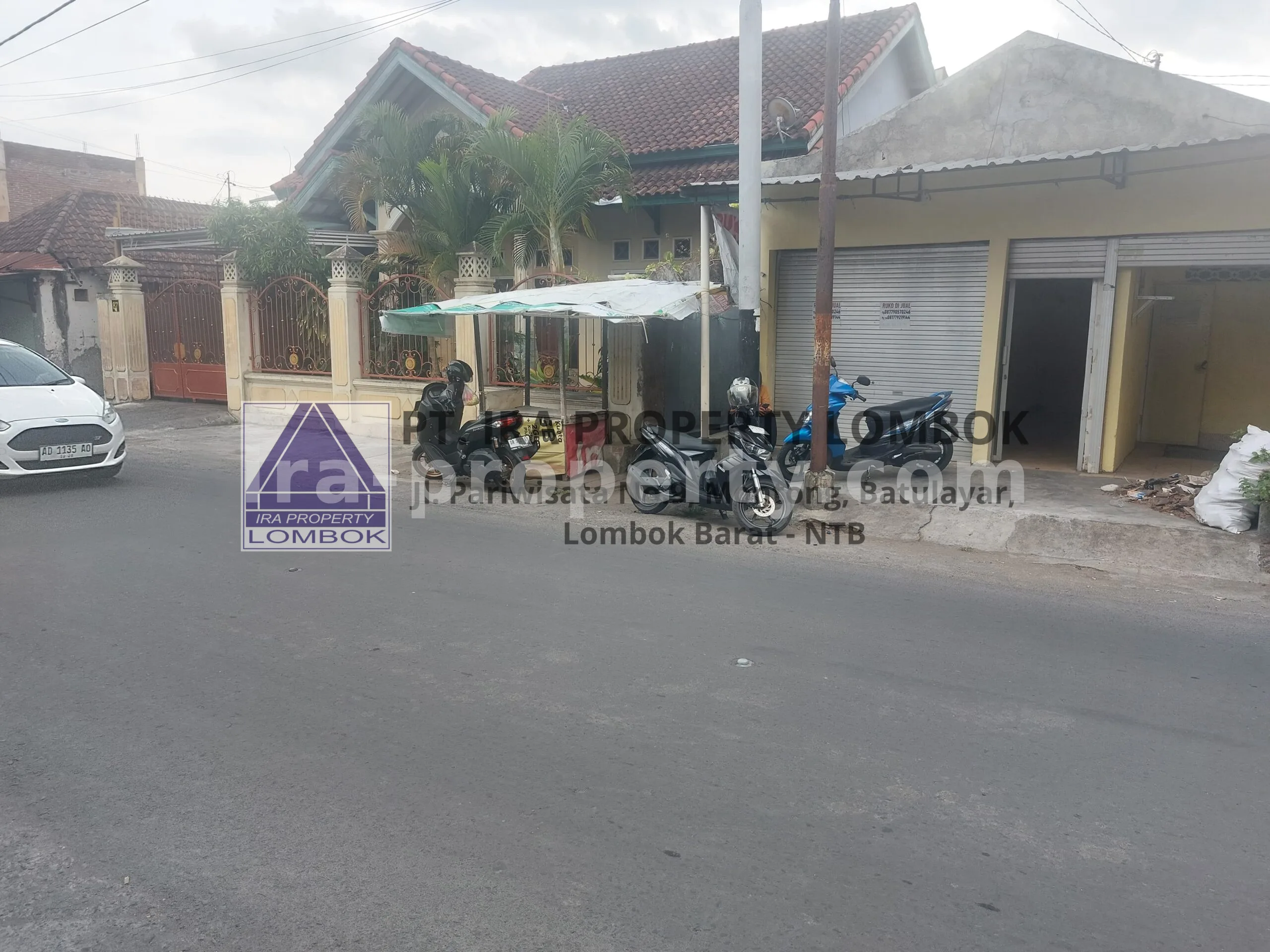Ruko Komersial di Pinggir Jalan Utama Ampenan Utara - 619 - 1