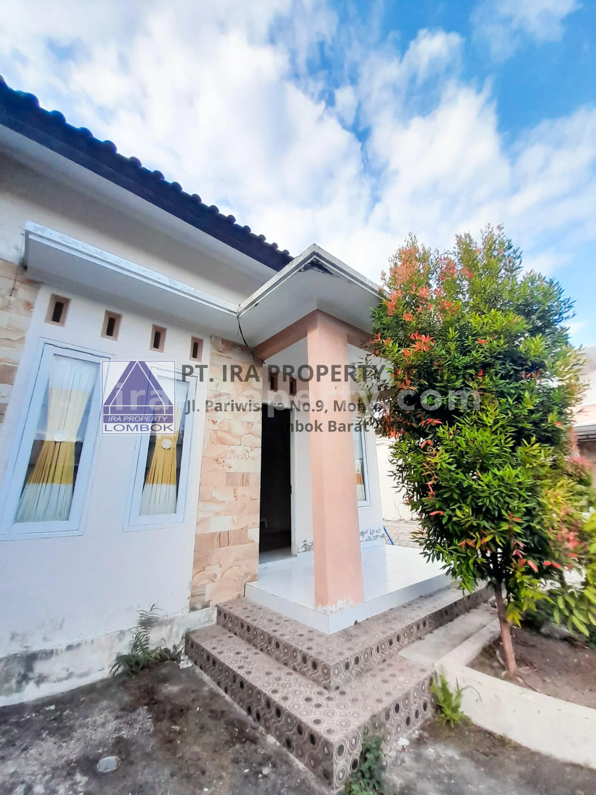 Cozy House in Penghulu Agung Ampenan, Mataram - 622 - 1