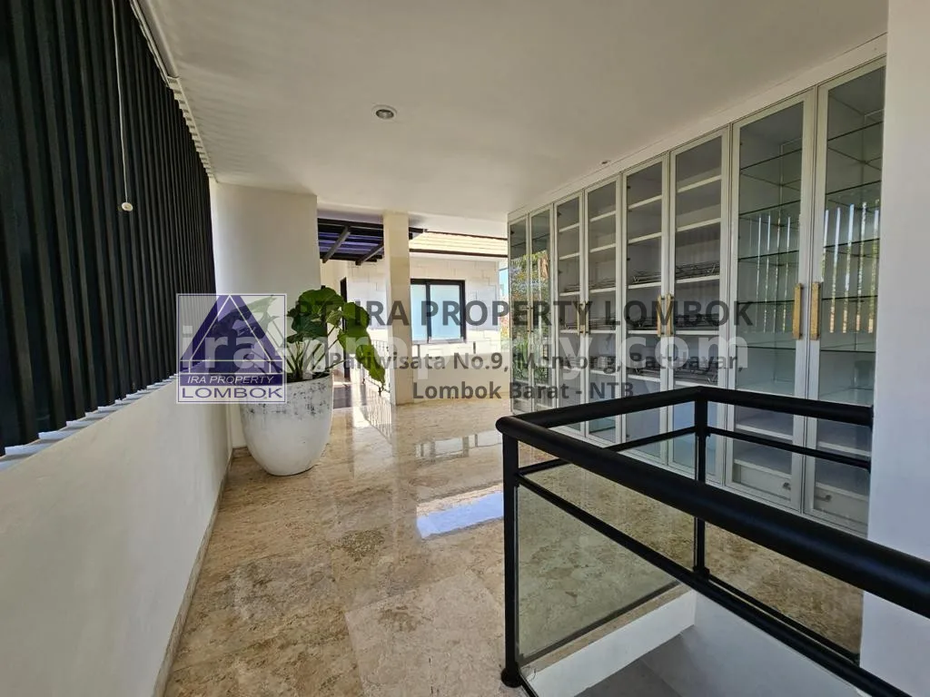 Exclusive Commercial Luxury Villa in Seminyak, Bali - 94 - 12