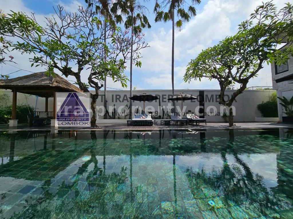 Exclusive Commercial Luxury Villa in Seminyak, Bali - 94 - 15