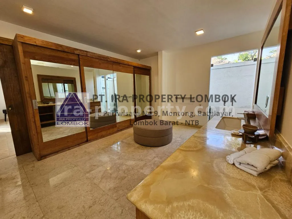 Exclusive Commercial Luxury Villa in Seminyak, Bali - 94 - 20