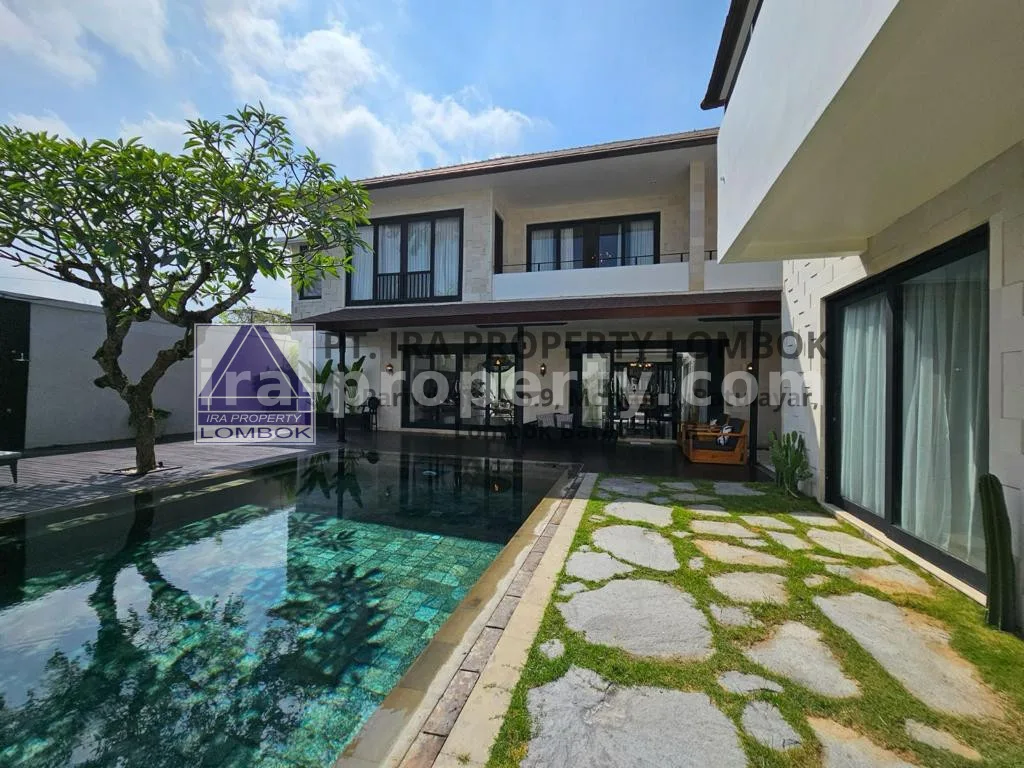 Exclusive Commercial Luxury Villa in Seminyak, Bali - 94 - 21