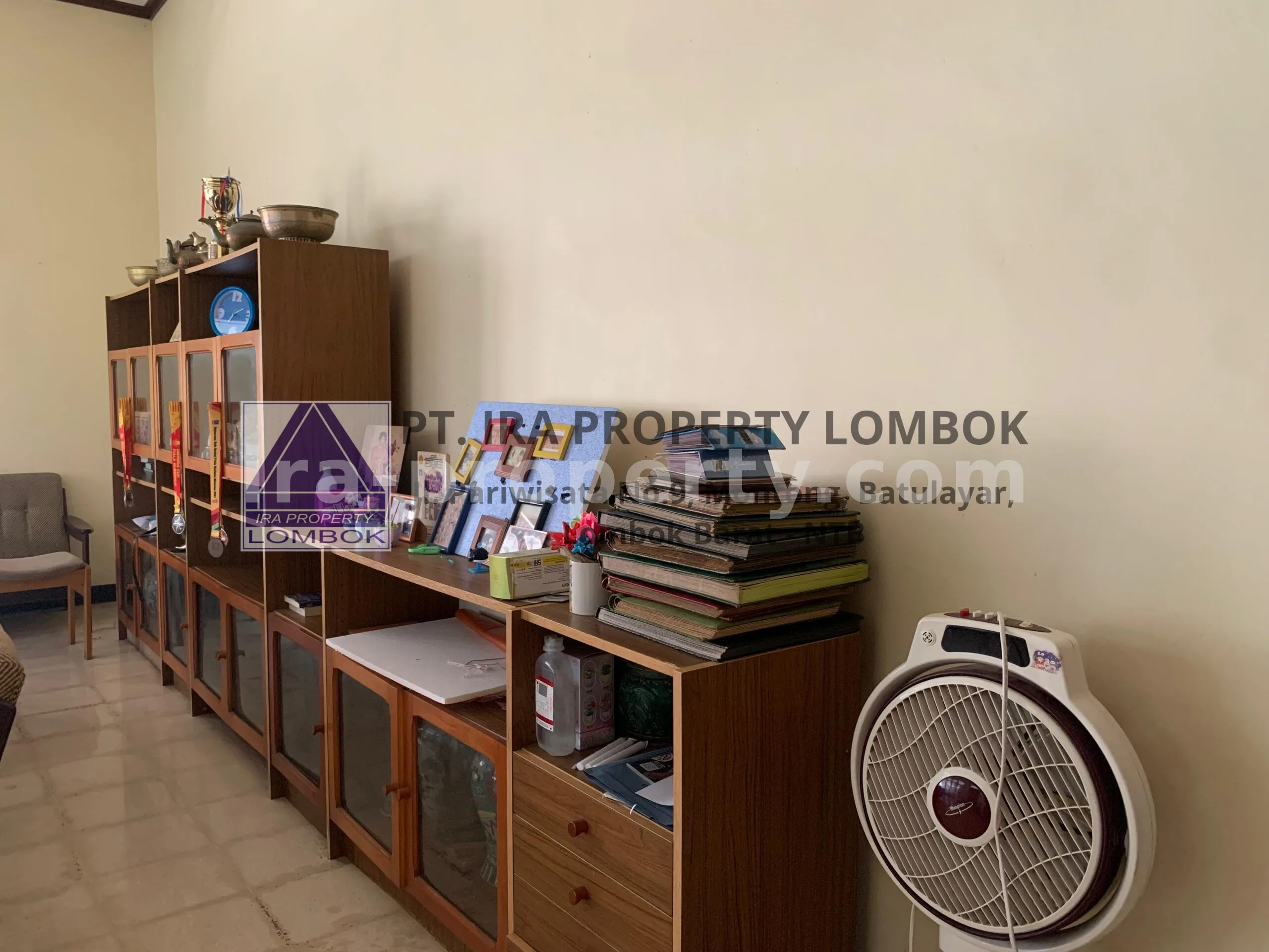 Rumah Dijual di Mataram Pusat Dekat Hotel Santika - 420 - 2