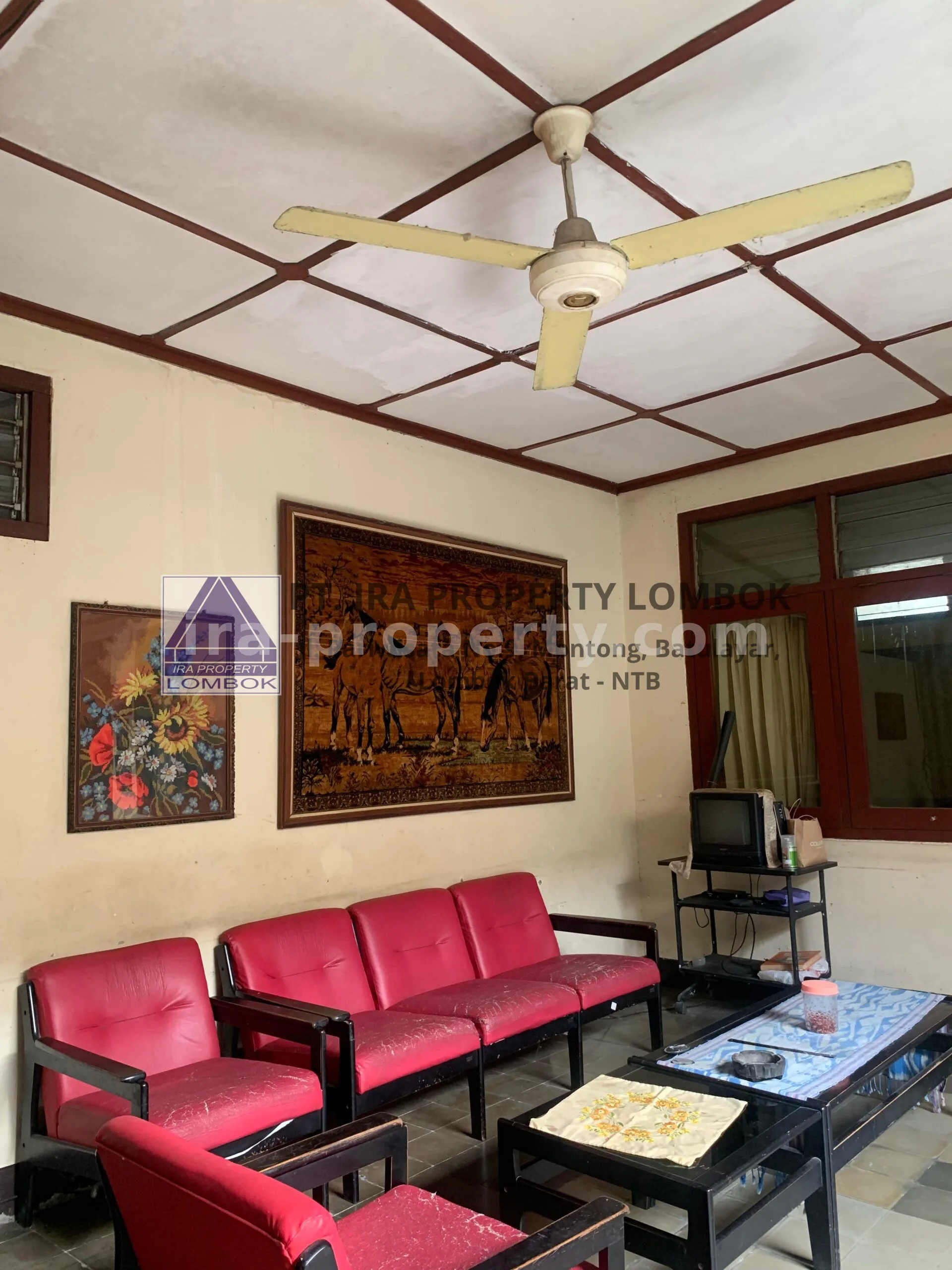 Rumah Dijual di Mataram Pusat Dekat Hotel Santika - 420 - 22