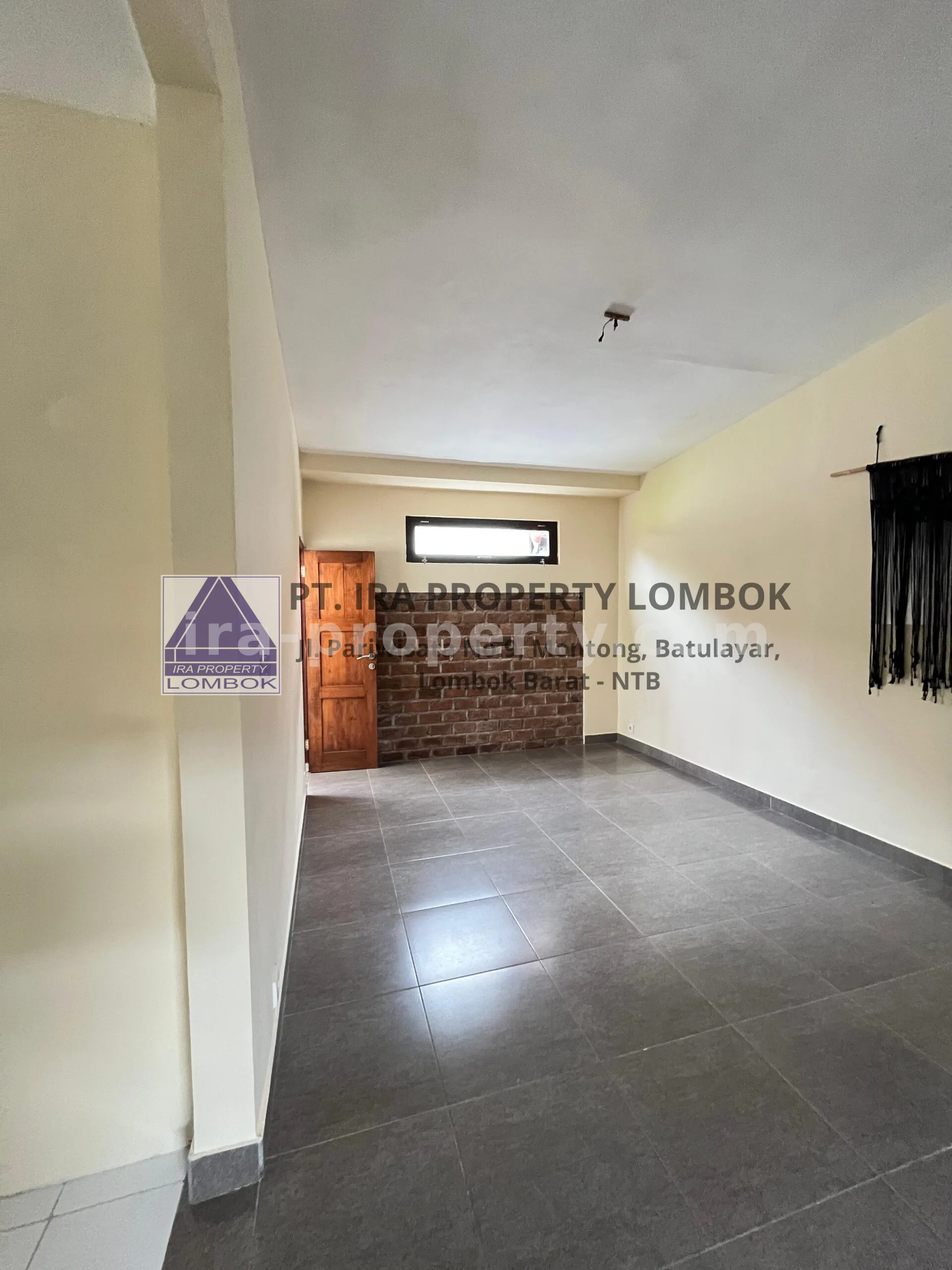 Rumah Dijual di Kompleks Green Valley, Senggigi - 426-2 - 6
