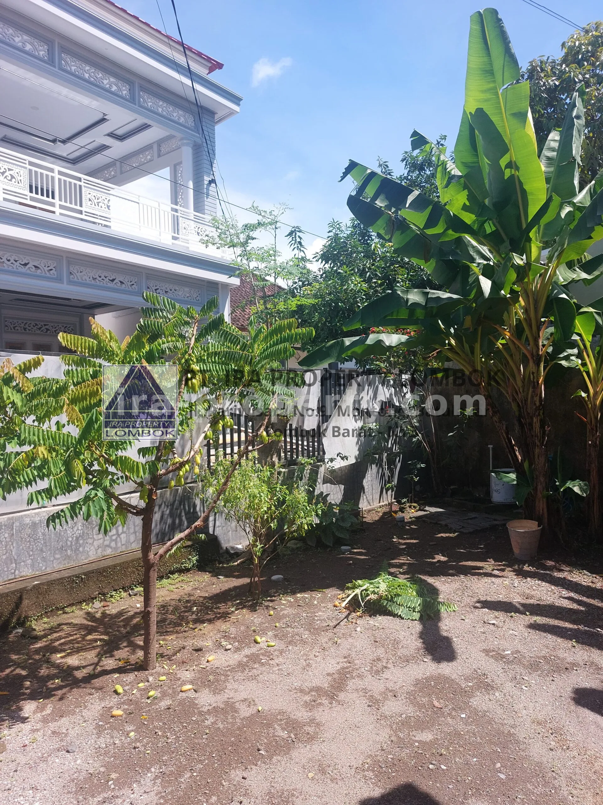 Rumah Dijual di Kompleks Perumahan Jl. Adi Sucipto, Mataram - 648 - 7