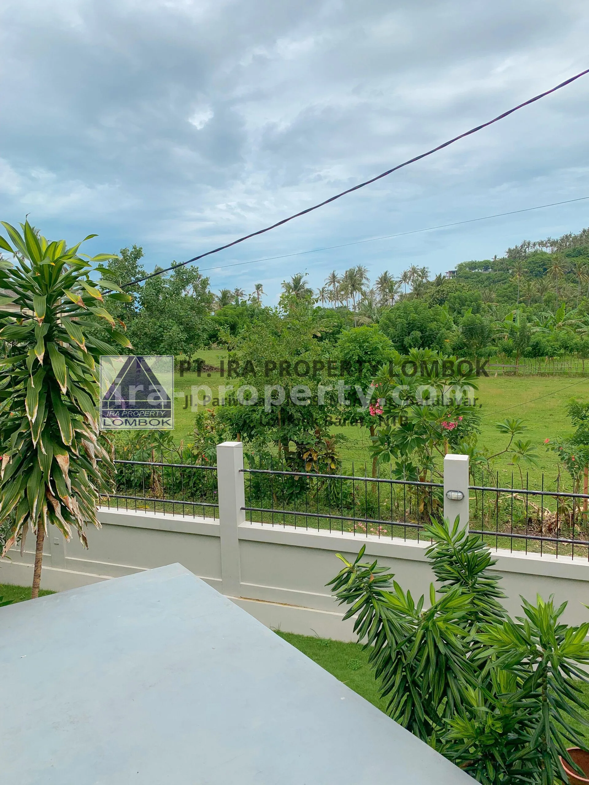 Villa Modern Baru Dekat Pantai Stangi - 238 - 7