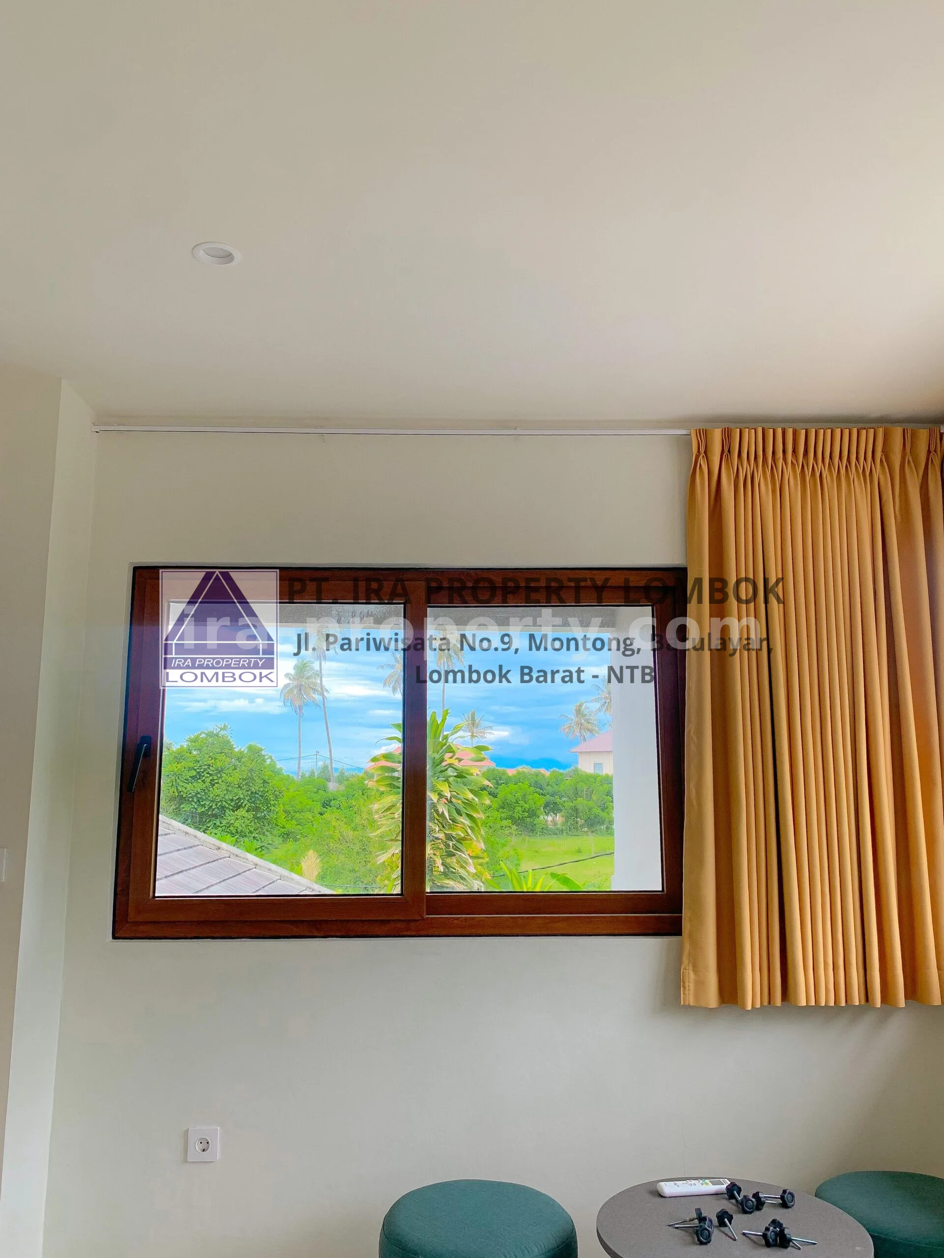 Villa Modern Baru Dekat Pantai Stangi - 238 - 8