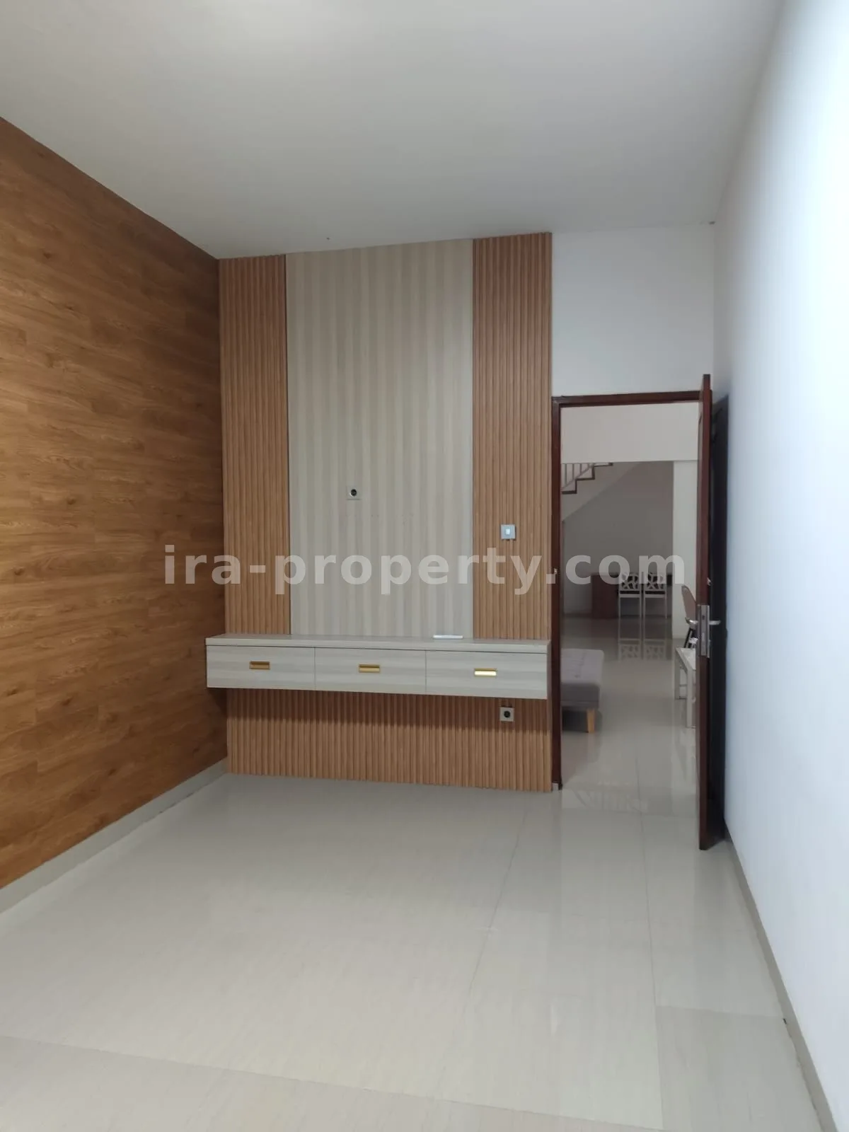 Rumah Mewah Dijual di Kompleks Udayana, Kota Mataram - 656 - 12