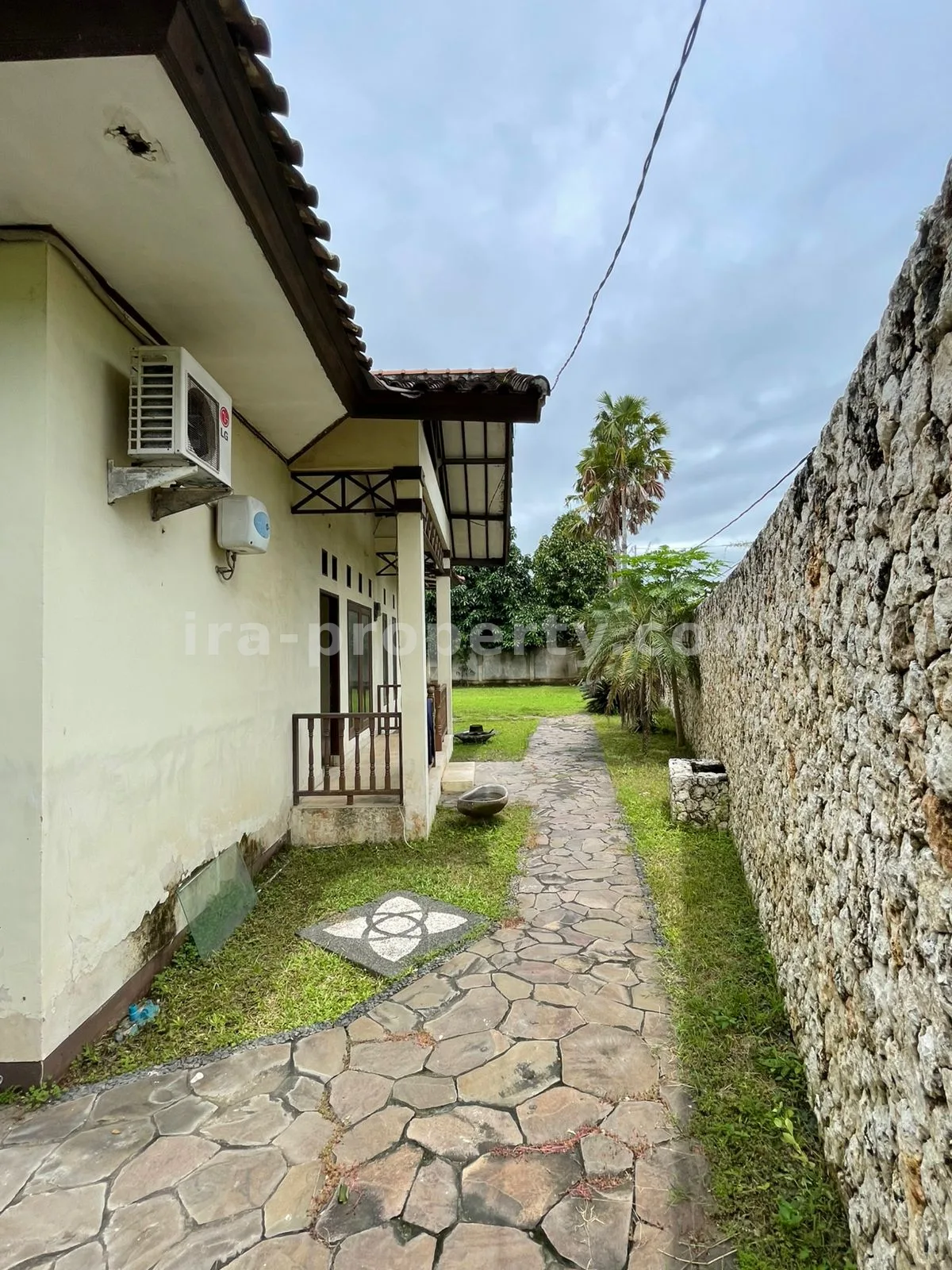 Villa Dijual di Batu Layar, Dekat Hotel Jayakarta, Lombok Barat - 431 - 13